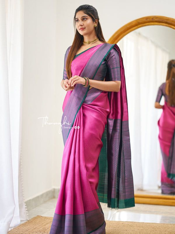 Kasavu Saree
